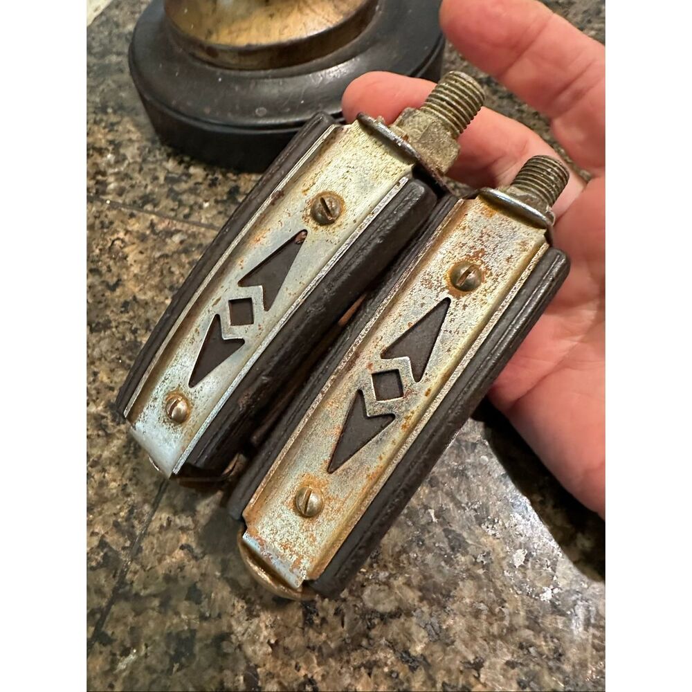 Vintage original Schwinn bike pedals